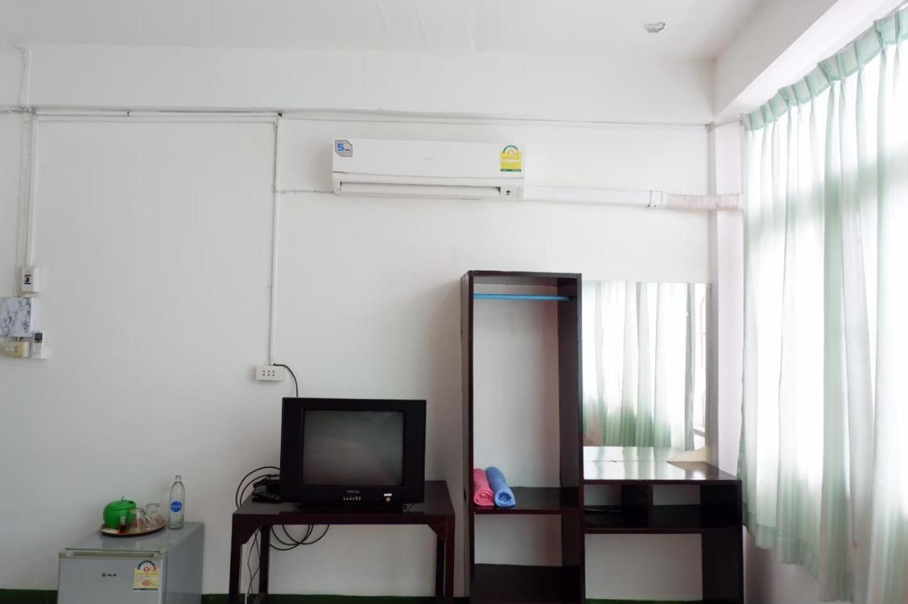 Chokchai Hotel 사이 욕 외부 사진