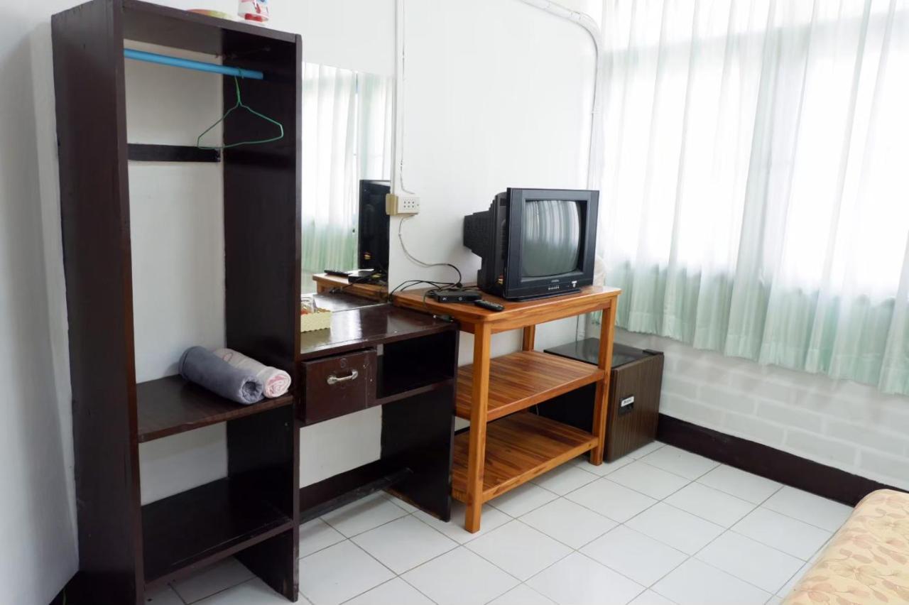 Chokchai Hotel 사이 욕 외부 사진