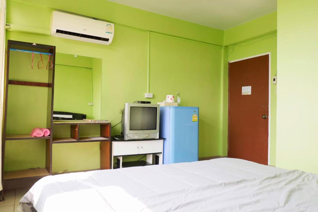 Chokchai Hotel 사이 욕 외부 사진