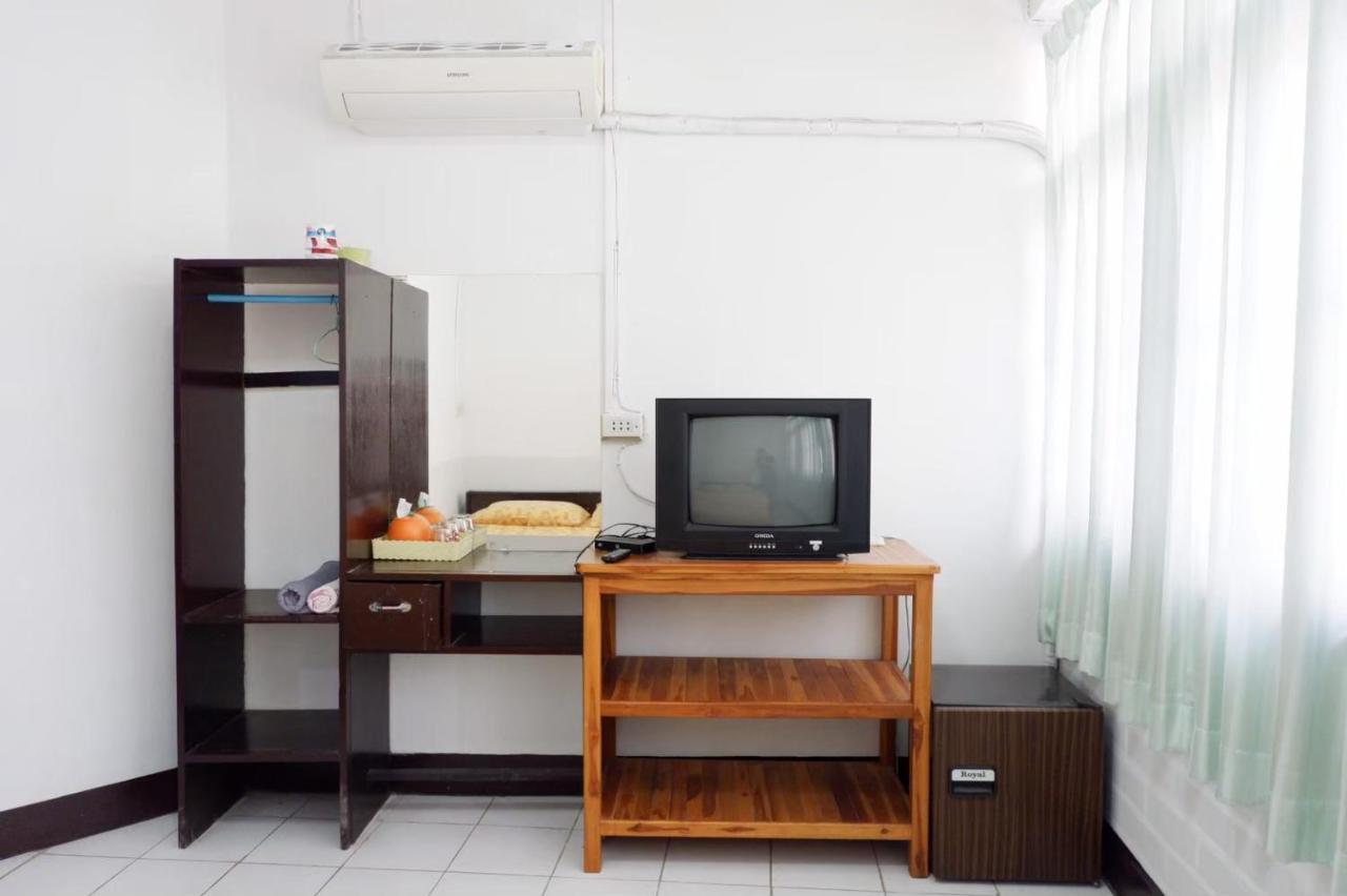 Chokchai Hotel 사이 욕 외부 사진